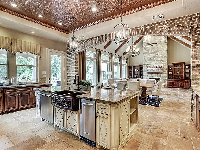 Lambert Homes Custom Home — Texas
