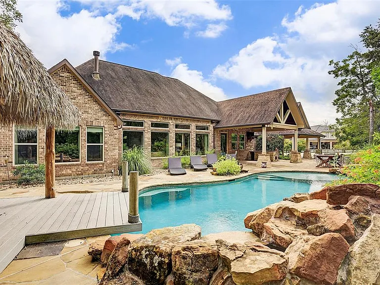 Lambert Homes Pool